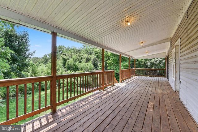 64 CREEKSIDE DR, Enola, PA 17025