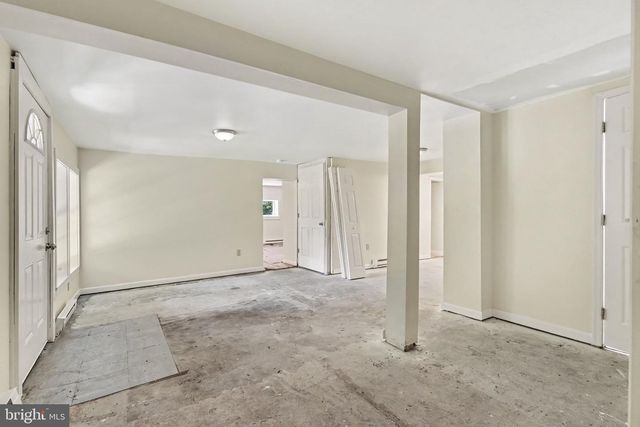 64 CREEKSIDE DR, Enola, PA 17025