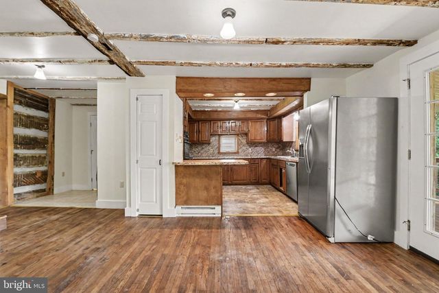 64 CREEKSIDE DR, Enola, PA 17025