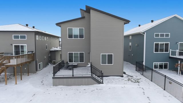 2734 12th Street W, West Fargo, ND 58078