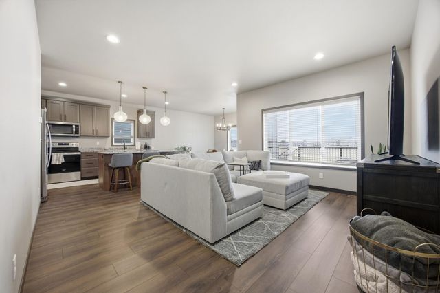 2734 12th Street W, West Fargo, ND 58078