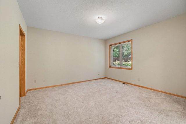 5243 Saddle Club Drive, Kalamazoo, MI 49009