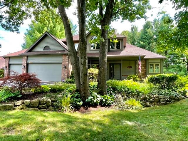5243 Saddle Club Drive, Kalamazoo, MI 49009