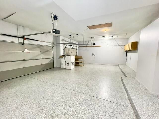 5243 Saddle Club Drive, Kalamazoo, MI 49009