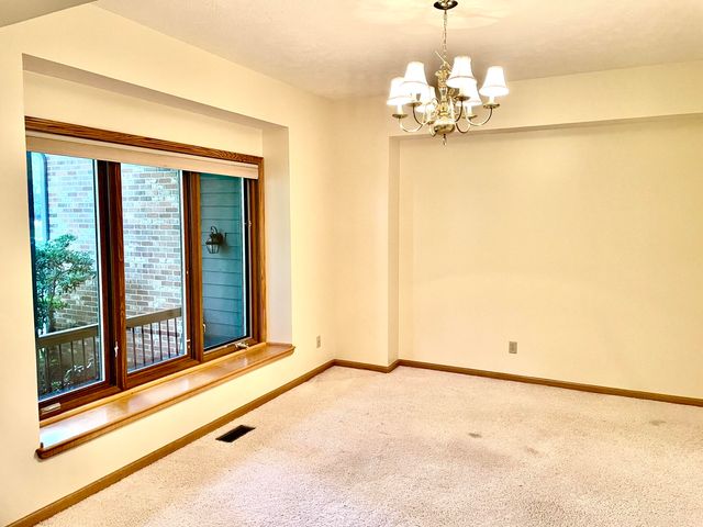 5243 Saddle Club Drive, Kalamazoo, MI 49009