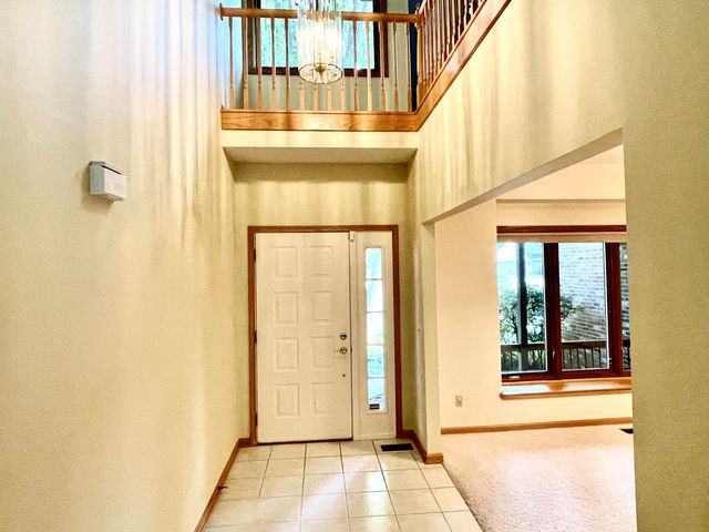 5243 Saddle Club Drive, Kalamazoo, MI 49009
