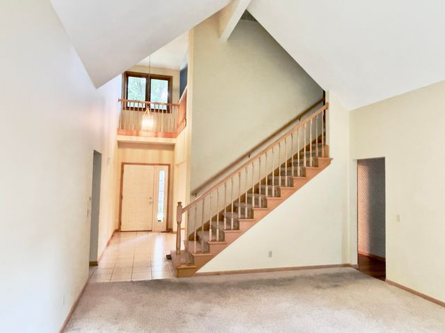 5243 Saddle Club Drive, Kalamazoo, MI 49009