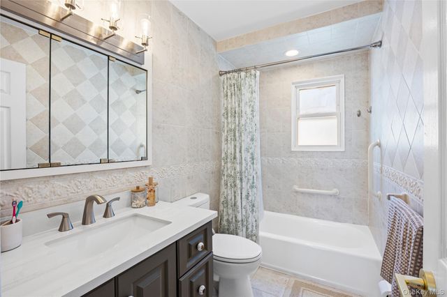 210 Norwood Avenue, Port Jefferson Station, NY 11776