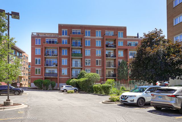 1670 Mill Street 508, Des Plaines, IL 60016