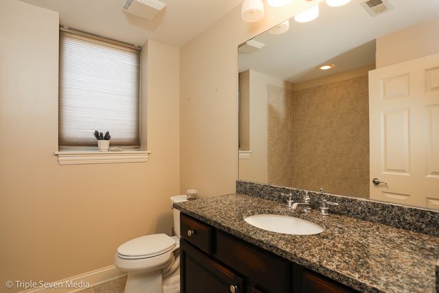 1670 Mill Street 508, Des Plaines, IL 60016