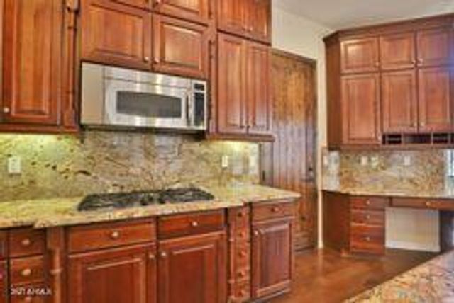 9265 E Canyon View Road, Scottsdale, AZ 85255