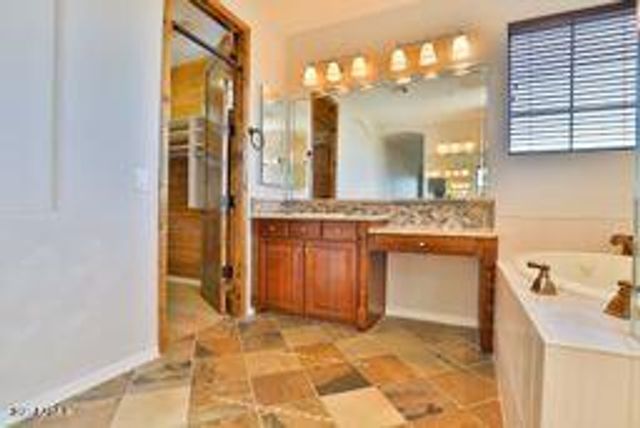 9265 E Canyon View Road, Scottsdale, AZ 85255