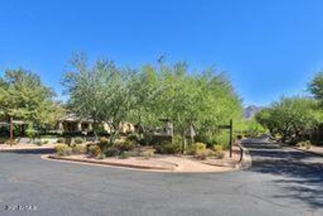 9265 E Canyon View Road, Scottsdale, AZ 85255
