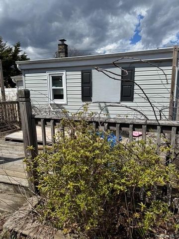 122 Manor Drive, Brookhaven, NY 11967