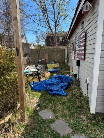 122 Manor Drive, Brookhaven, NY 11967