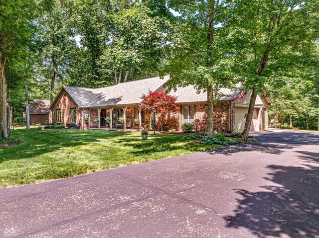 112 Pinehurst Avenue, Fishers, IN 46037