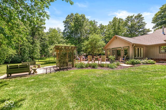 112 Pinehurst Avenue, Fishers, IN 46037