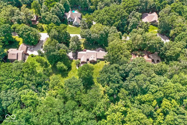 112 Pinehurst Avenue, Fishers, IN 46037