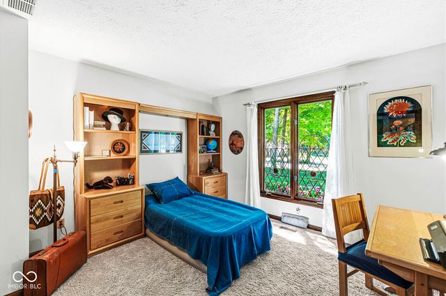 112 Pinehurst Avenue, Fishers, IN 46037