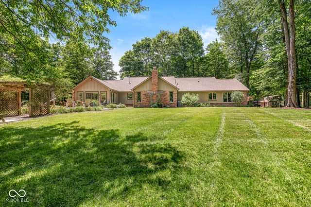 112 Pinehurst Avenue, Fishers, IN 46037