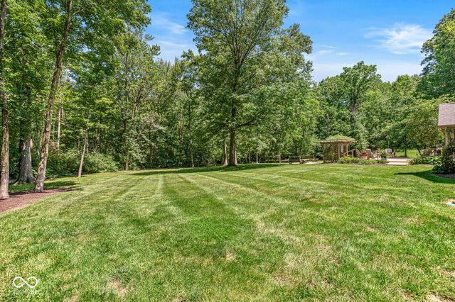 112 Pinehurst Avenue, Fishers, IN 46037