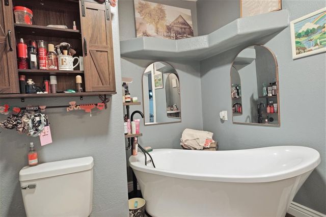 3289 Cypress Lake Dr Drive, Lake Charles, LA 70611