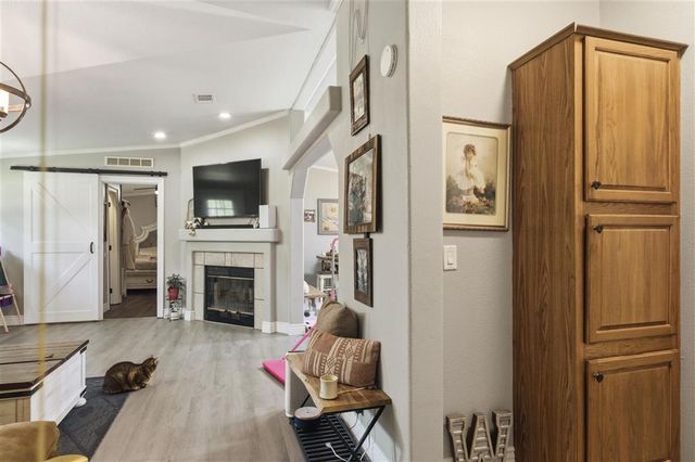 3289 Cypress Lake Dr Drive, Lake Charles, LA 70611