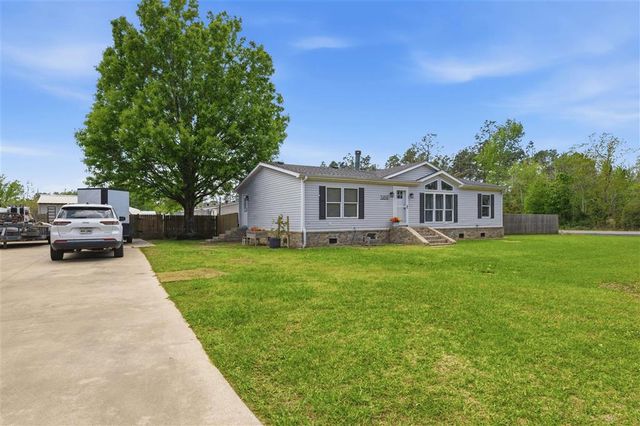 3289 Cypress Lake Dr Drive, Lake Charles, LA 70611