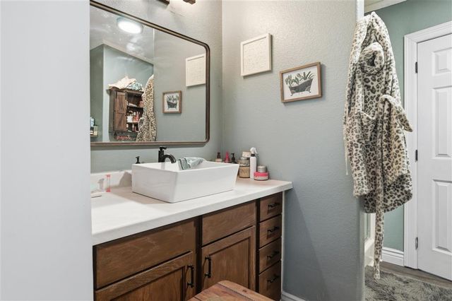 3289 Cypress Lake Dr Drive, Lake Charles, LA 70611