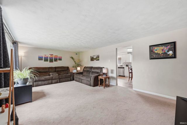 7267 Linda Drive, Fort Wayne, IN 46835