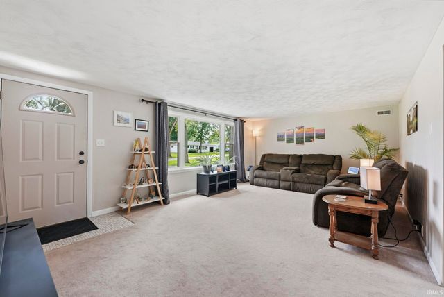 7267 Linda Drive, Fort Wayne, IN 46835