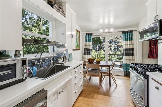432 Fernwood Pacific, Topanga, CA 90290