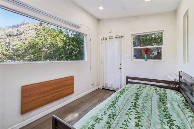 432 Fernwood Pacific, Topanga, CA 90290