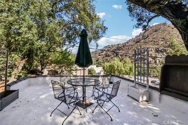 432 Fernwood Pacific, Topanga, CA 90290