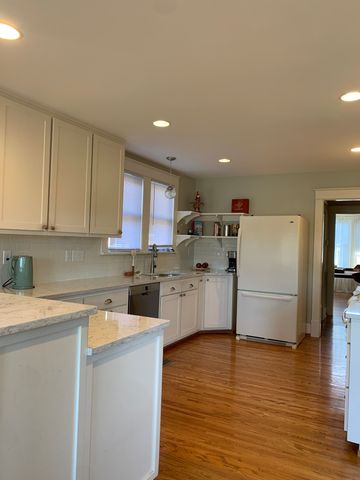 2124 Ashwood Ave, Nashville, TN 37212