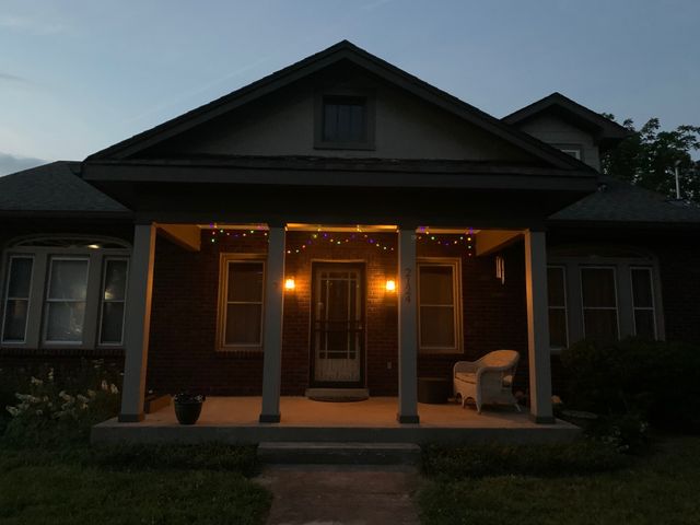 2124 Ashwood Ave, Nashville, TN 37212