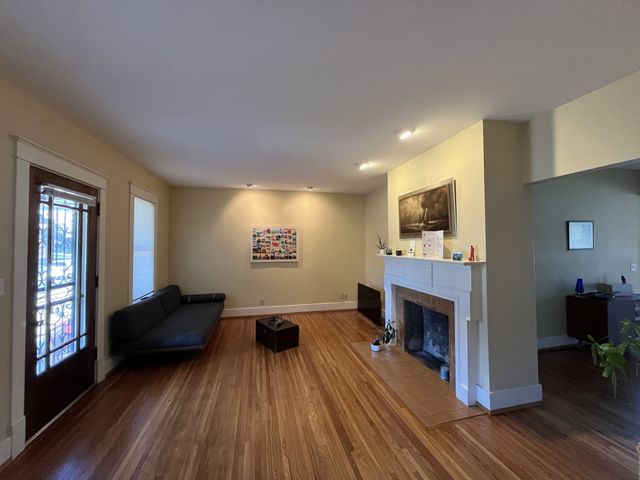 2124 Ashwood Ave, Nashville, TN 37212