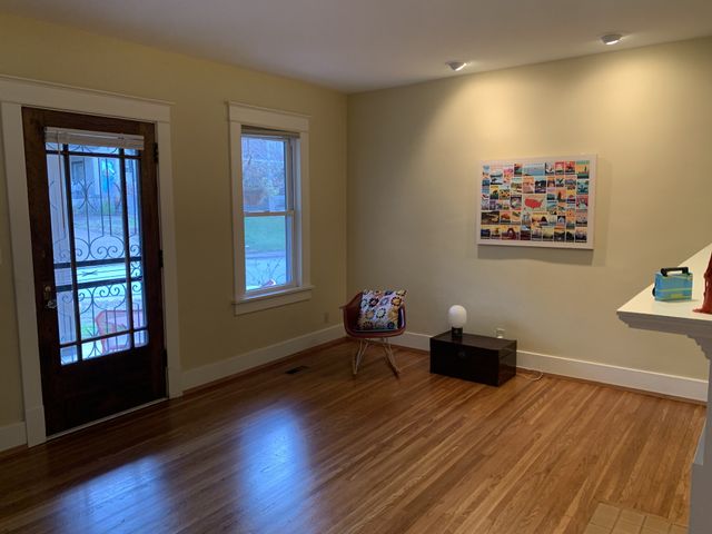 2124 Ashwood Ave, Nashville, TN 37212