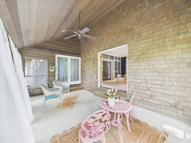 10562 Town Hall Road, Belvidere, IL 61008