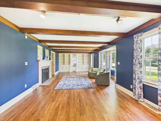 10562 Town Hall Road, Belvidere, IL 61008