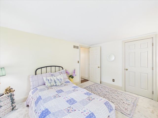 10562 Town Hall Road, Belvidere, IL 61008