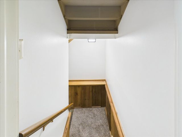 10562 Town Hall Road, Belvidere, IL 61008