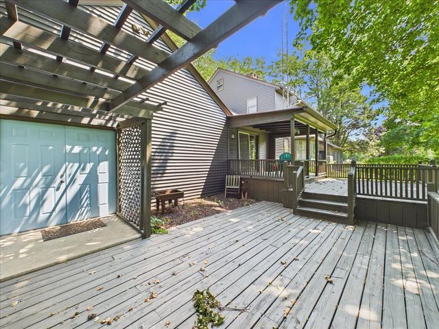 10562 Town Hall Road, Belvidere, IL 61008
