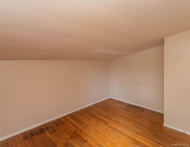 5 Laurie Lane, Newburgh, NY 12550