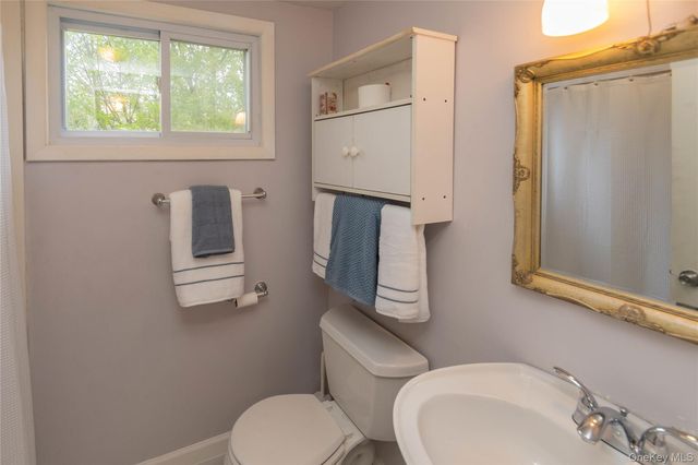 5 Laurie Lane, Newburgh, NY 12550