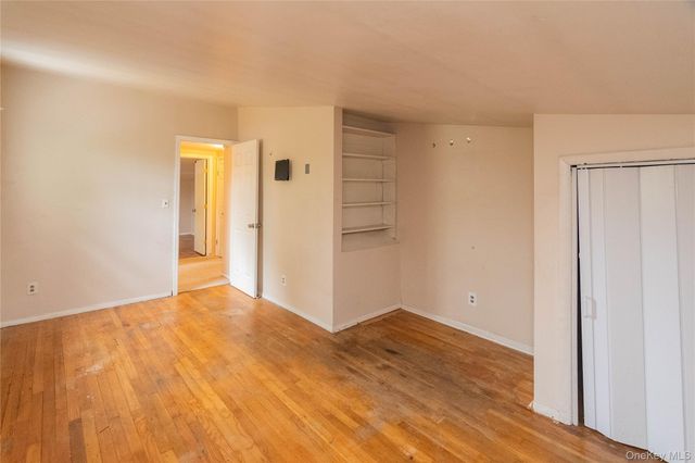 5 Laurie Lane, Newburgh, NY 12550
