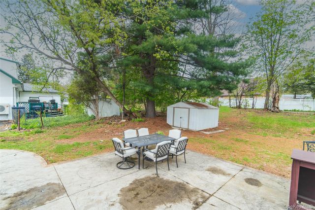 5 Laurie Lane, Newburgh, NY 12550
