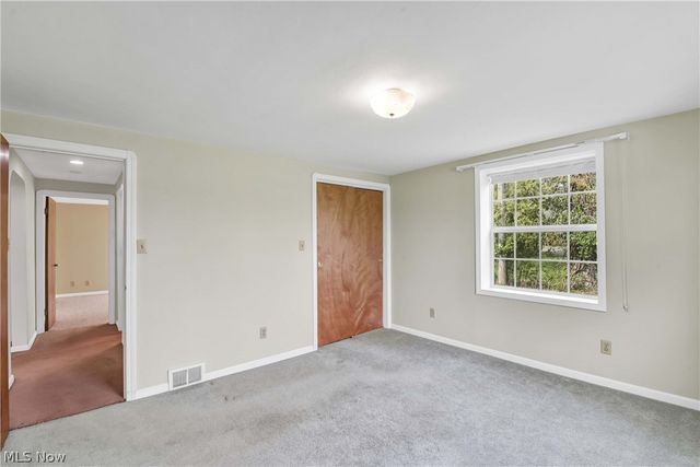 33015 Detroit Road, Avon, OH 44011