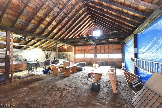 33015 Detroit Road, Avon, OH 44011
