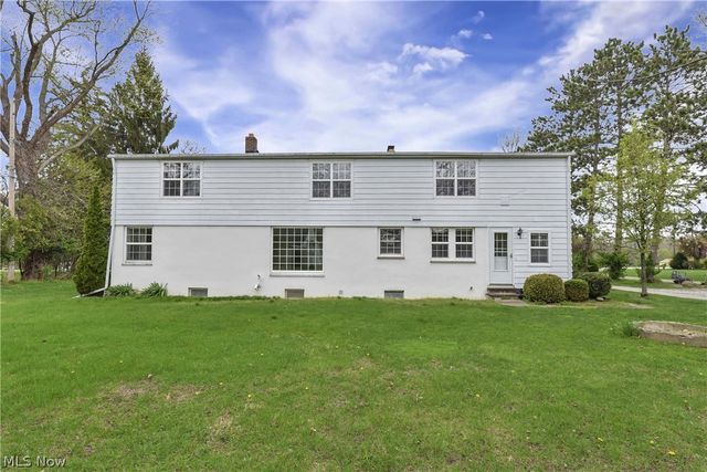 33015 Detroit Road, Avon, OH 44011